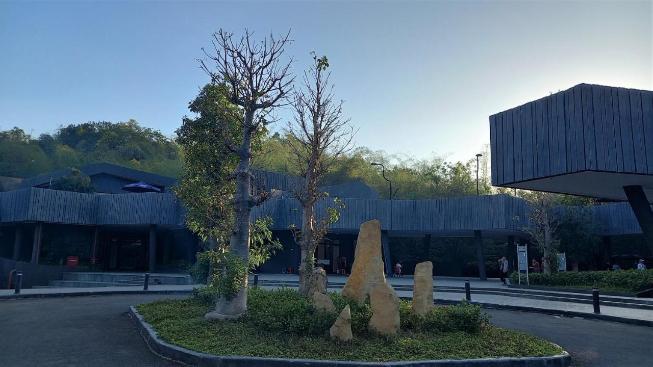 Benedict Guesthouse By Mori Hospitality Labuan Bajo Dış mekan fotoğraf
